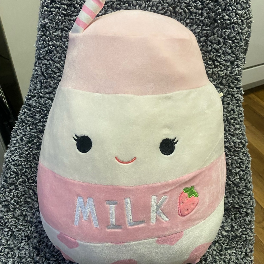 Amelie Strawberry Pink Milk